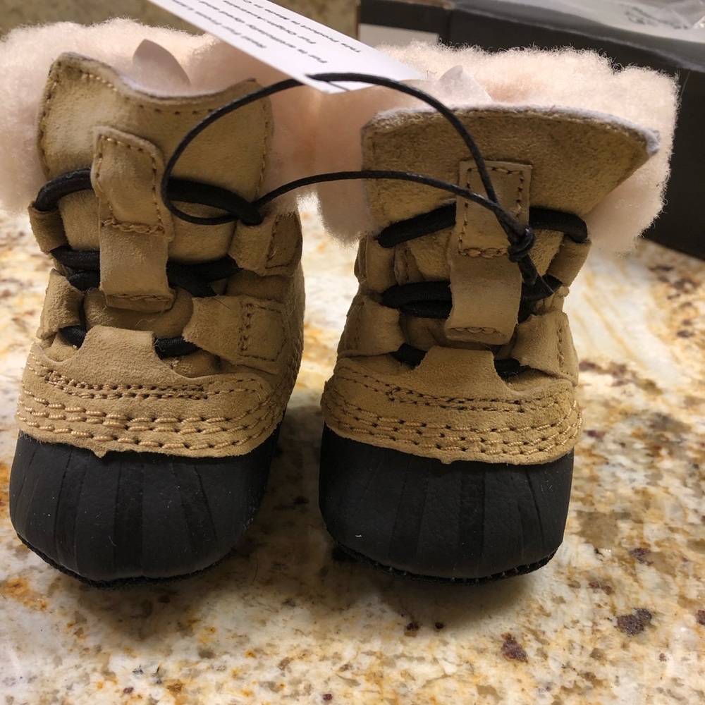 NIB Sorel infant boot